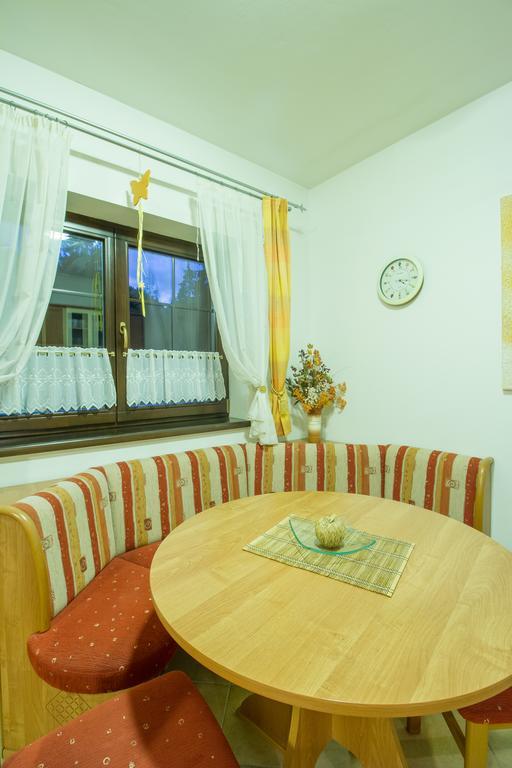 Vila Helena - Apartment Helena 2 Ruzomberok Quarto foto